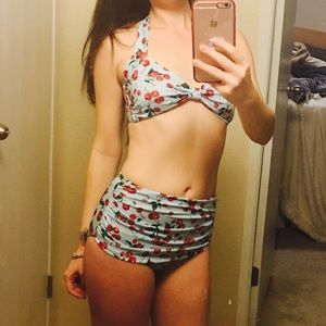 Cherry pin up - Two Piece Retro Swimsuit Highwaist